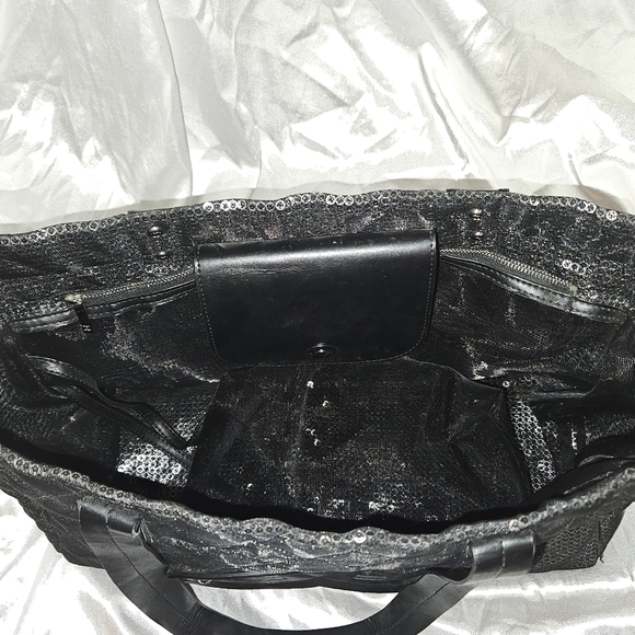 Chanel Sequined Mesh Tote - Picture 8 of 8